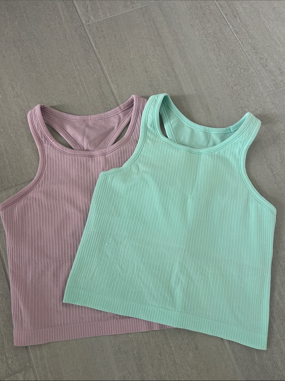 LULULEMON- 2 peace bundle  Ribbed Racerback Tank Tops in Mint and Mauve size 6